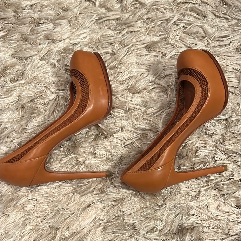 POUR LA VICTOIRE Brown Leather Women's Shoes NEVER WORN! - Picture 6 of 6